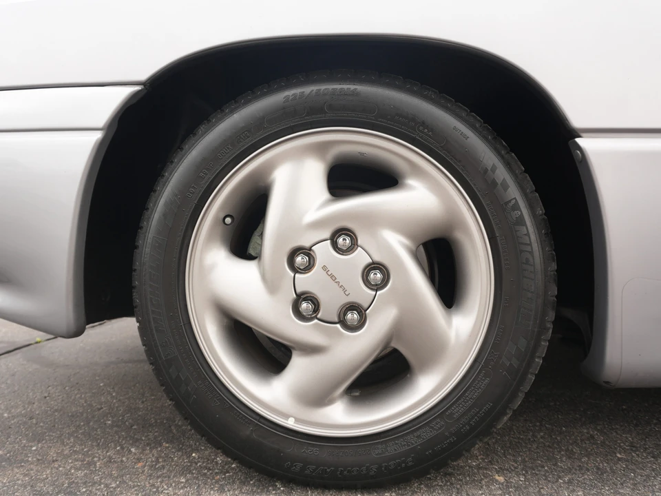 1992 Subaru SVX - Image 25 of 31