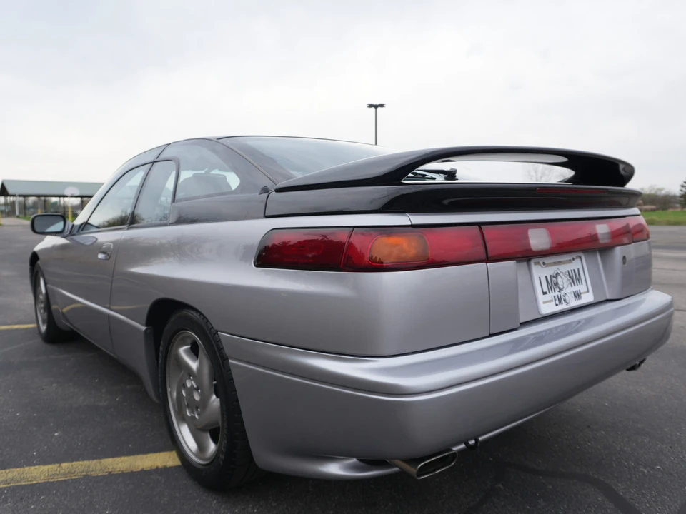 1992 Subaru SVX - Image 10 of 31