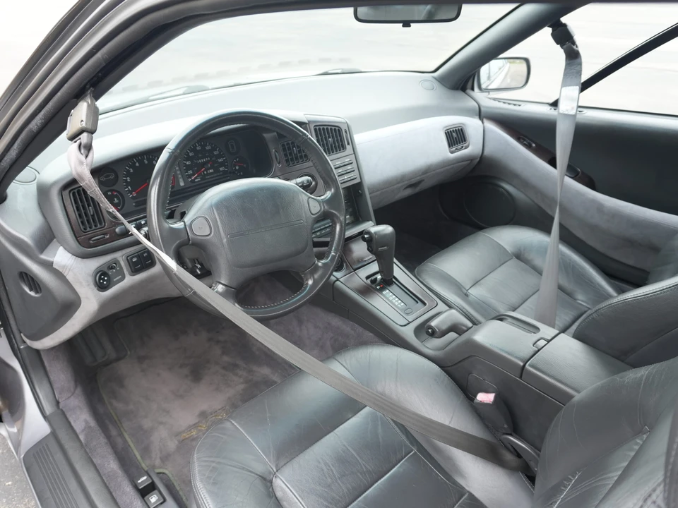1992 Subaru SVX - Image 30 of 31