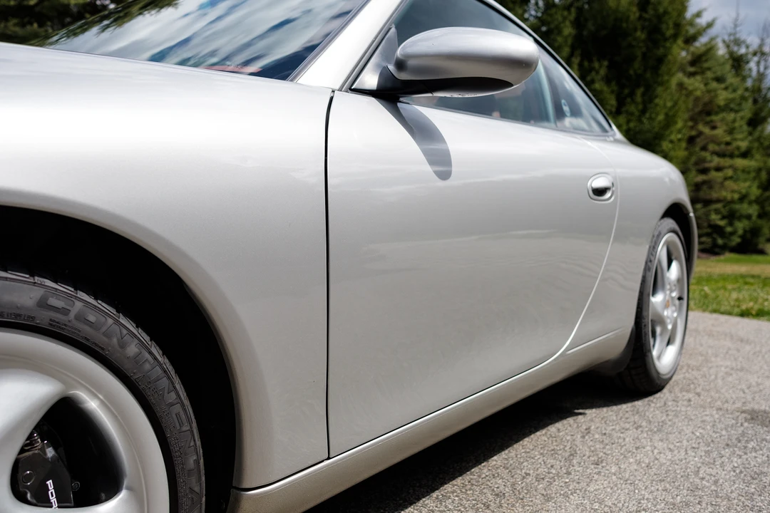 1999 Porsche 996 Carrera - Image 26 of 31