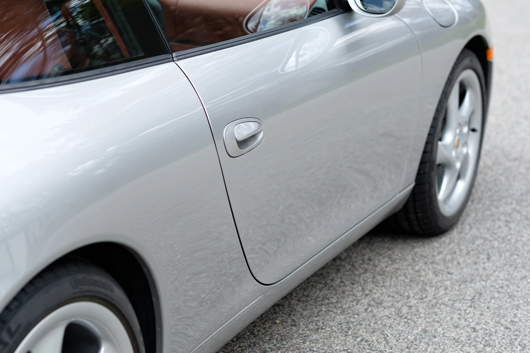 1999 Porsche 996 Carrera - Image 28 of 31