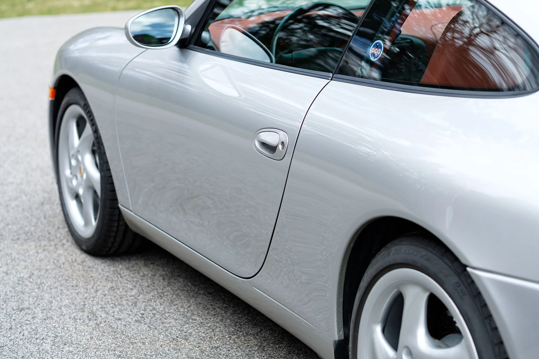 1999 Porsche 996 Carrera - Image 27 of 31