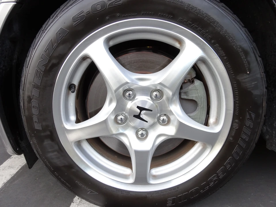 2001 Honda AP1 S2000 - Image 12 of 31