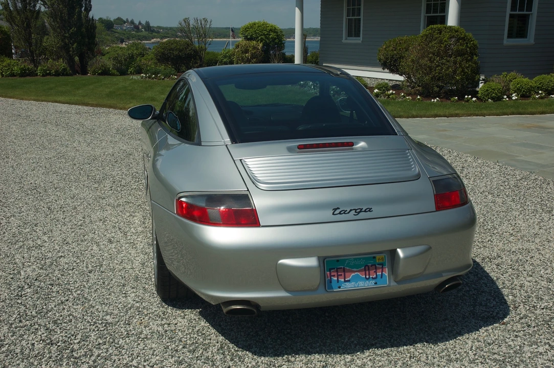 2002 Porsche 996 Carrera - Image 12 of 31