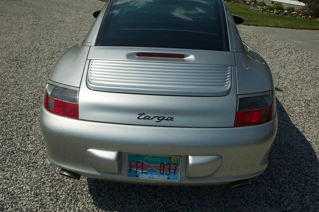 2002 Porsche 996 Carrera - Image 10 of 31