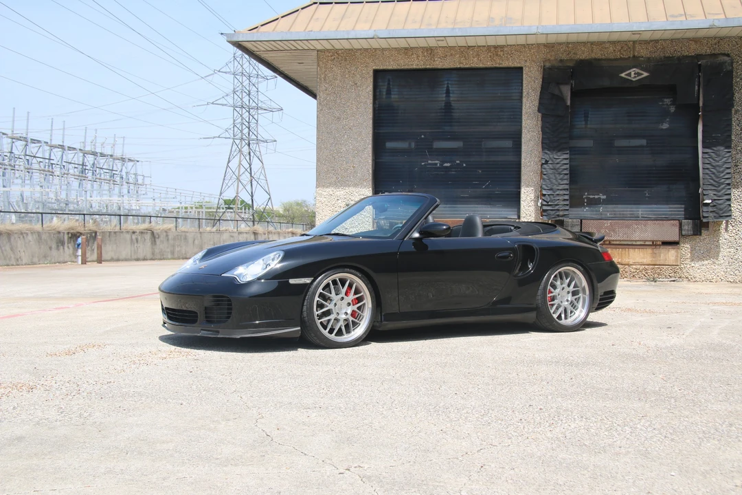 2004 Porsche 996 Turbo - Image 11 of 31