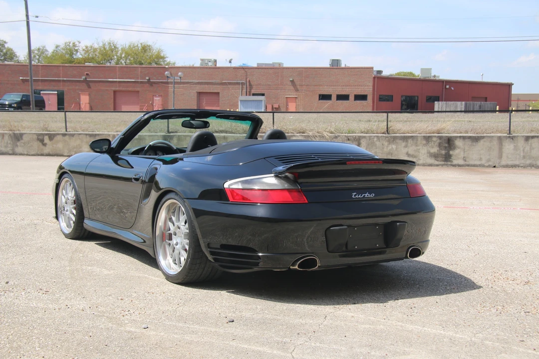 2004 Porsche 996 Turbo - Image 22 of 31