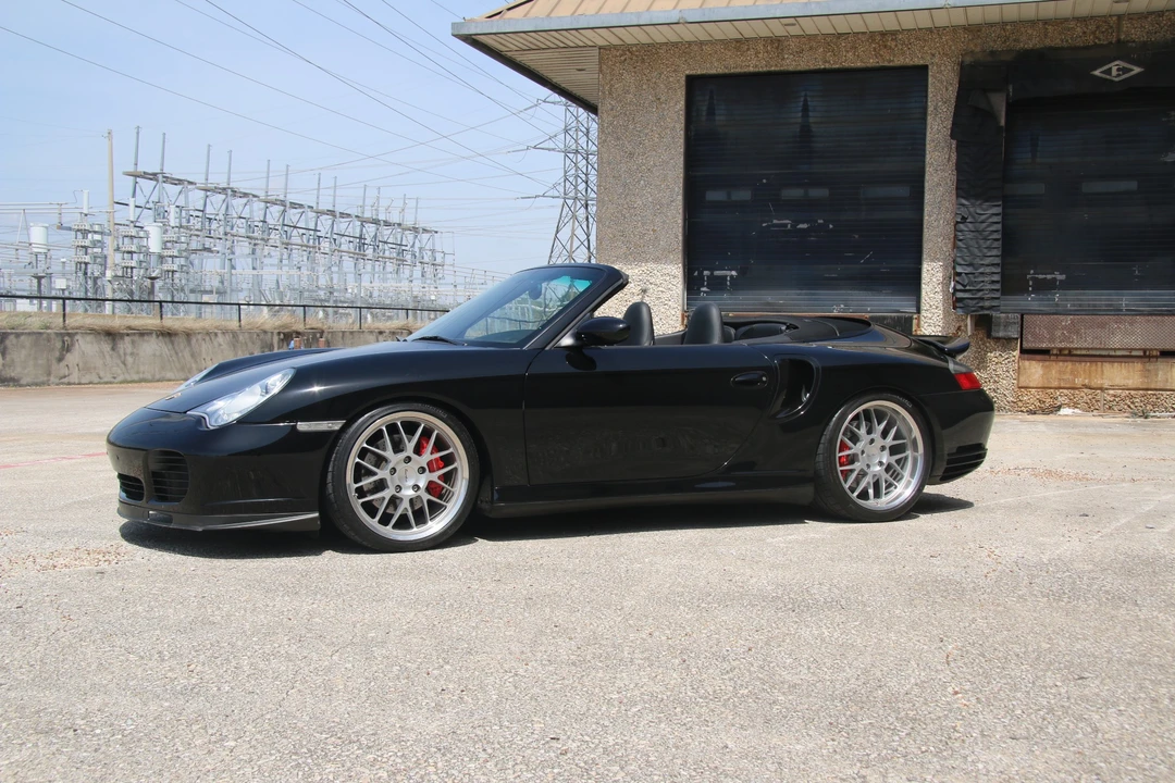 2004 Porsche 996 Turbo - Image 25 of 31