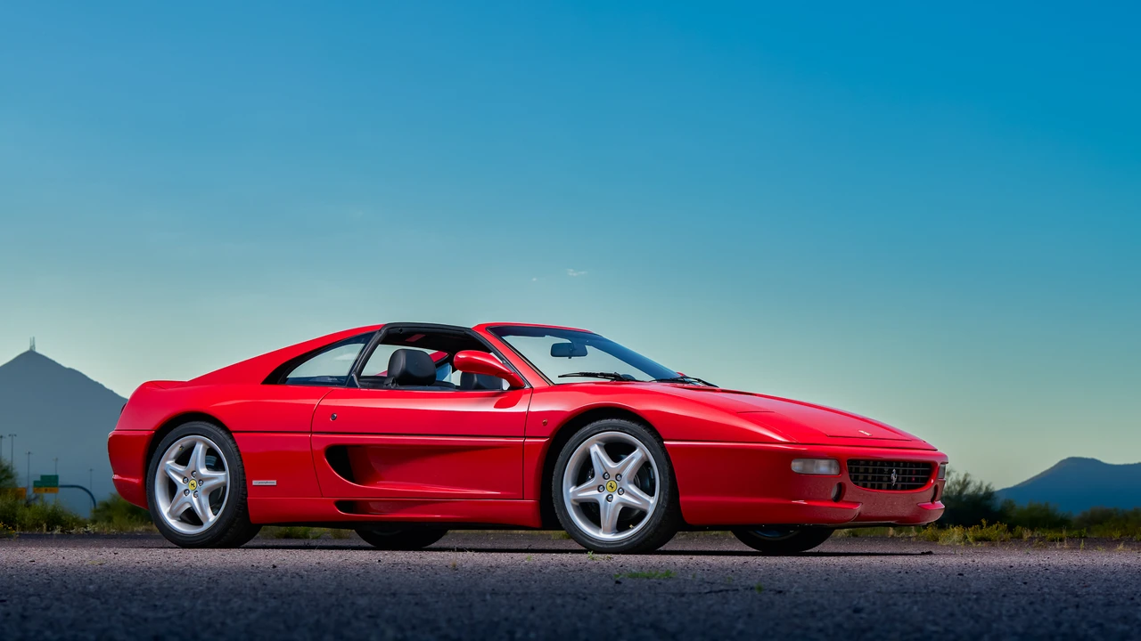 1996 Ferrari F355 GTS - Image 10 of 31