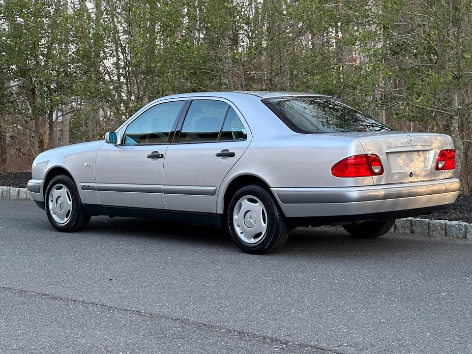 1997 Mercedes-Benz W210 E-Class - Image 11 of 31