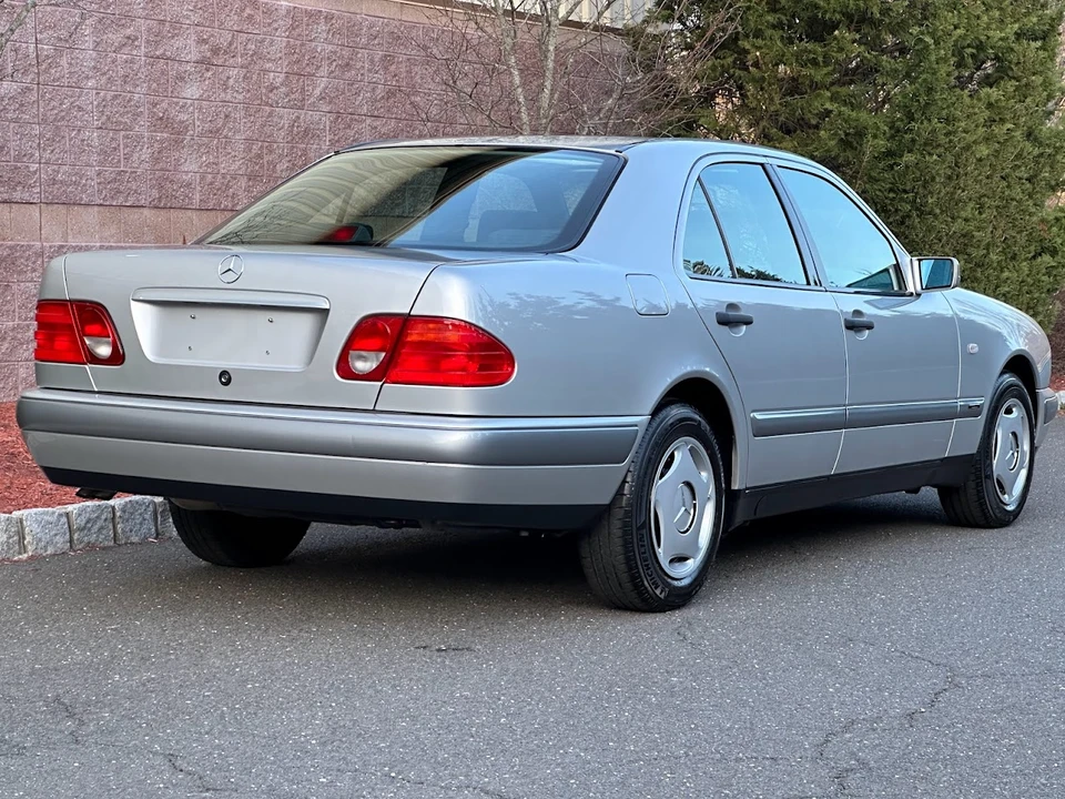 1997 Mercedes-Benz W210 E-Class - Image 9 of 31