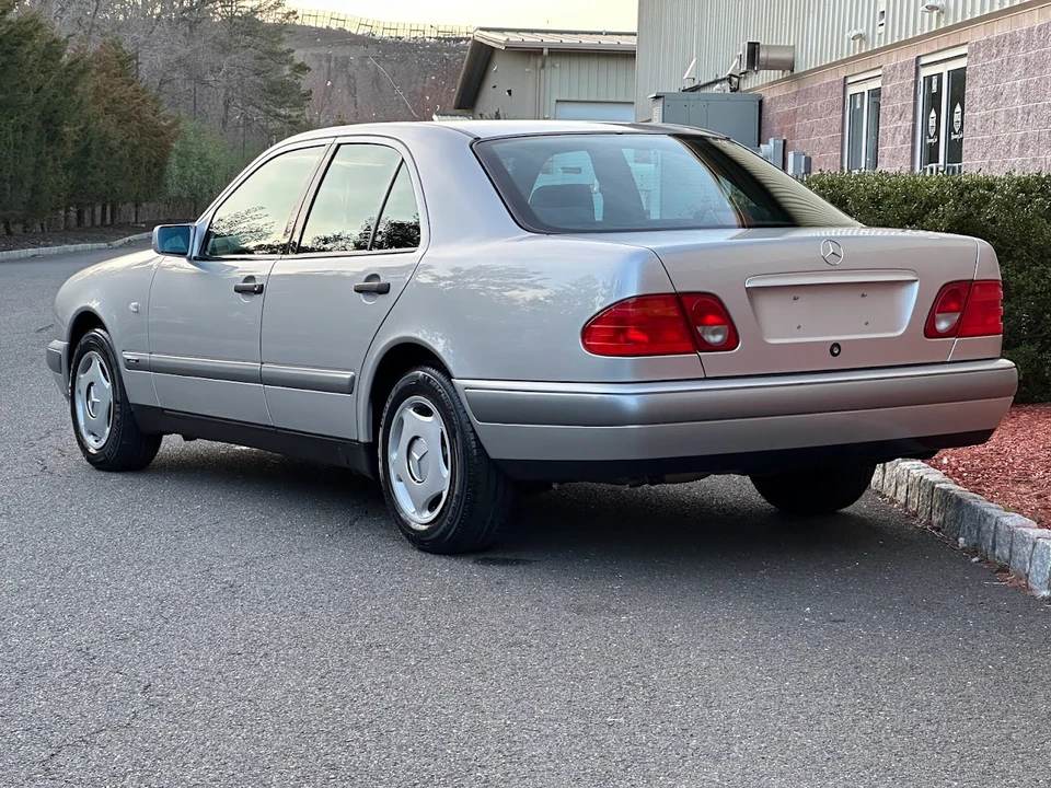 1997 Mercedes-Benz W210 E-Class - Image 10 of 31