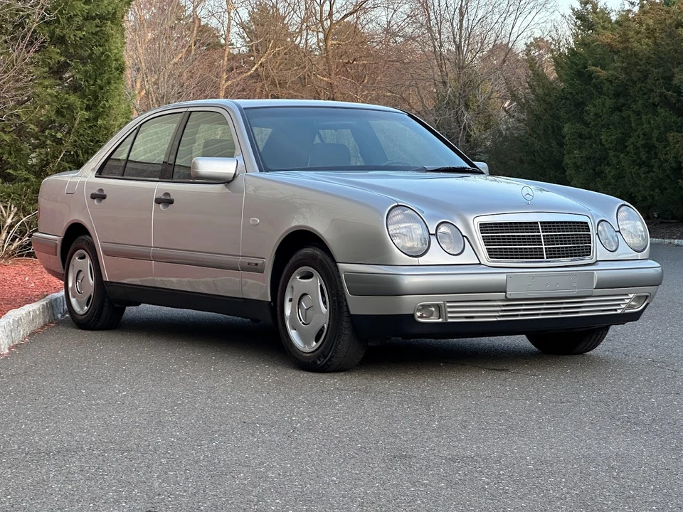 1997 Mercedes-Benz W210 E-Class - Image 3 of 31