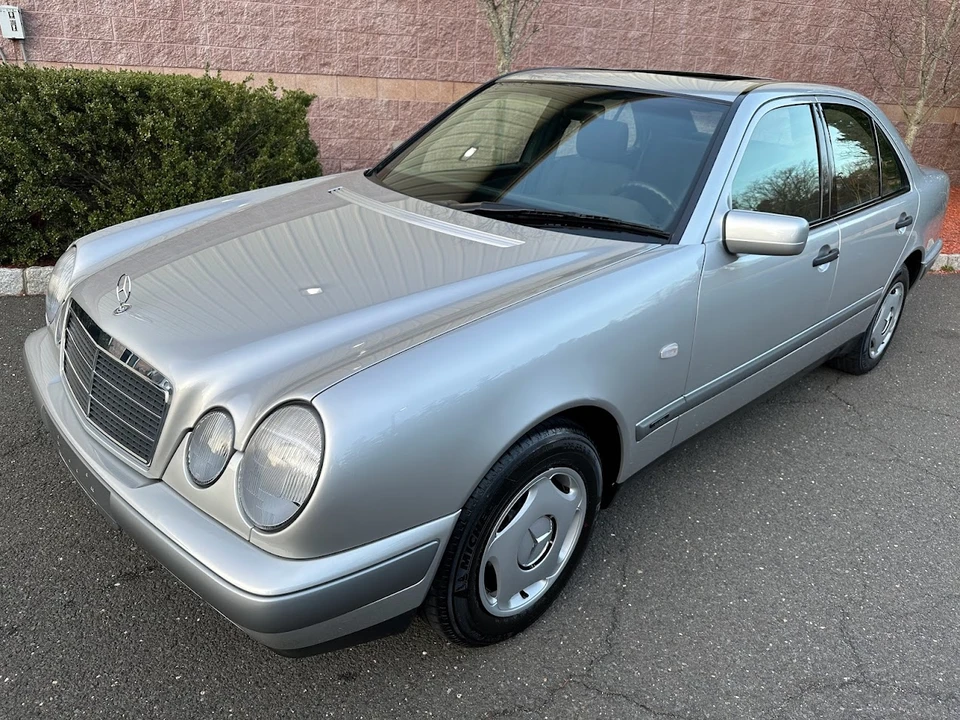 1997 Mercedes-Benz W210 E-Class - Image 16 of 31