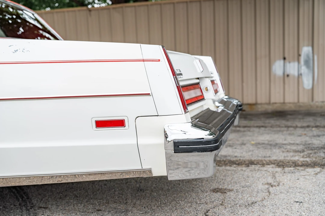 1977 Oldsmobile 98 - Image 24 of 31