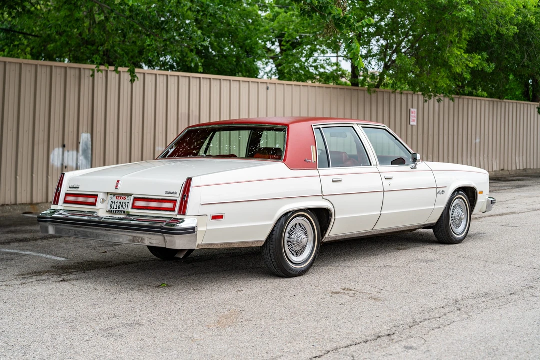 1977 Oldsmobile 98 - Image 7 of 31