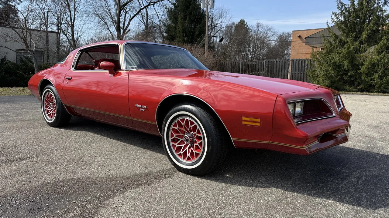 1978 Pontiac Firebird 2nd Gen - Image 14 of 31