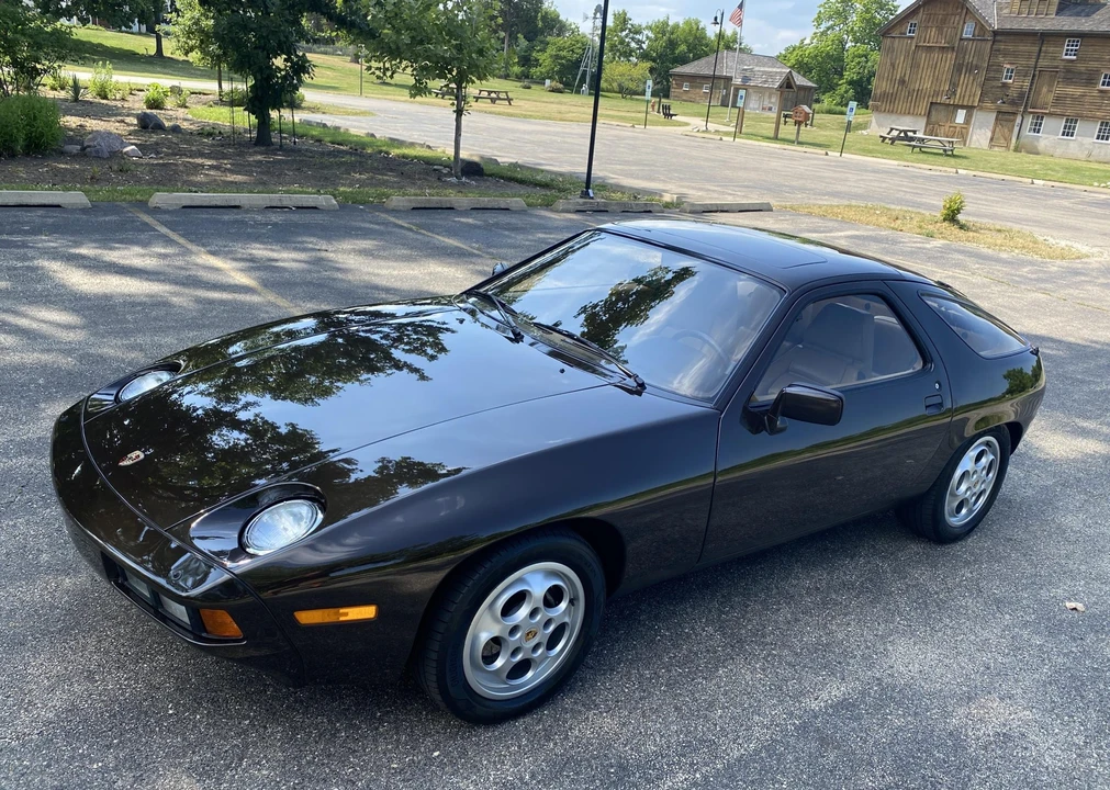 1981 Porsche 928 - Image 3 of 31