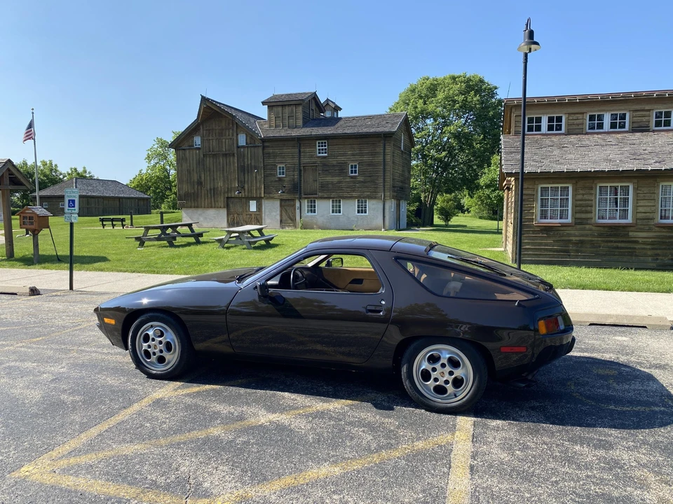 1981 Porsche 928 - Image 6 of 31