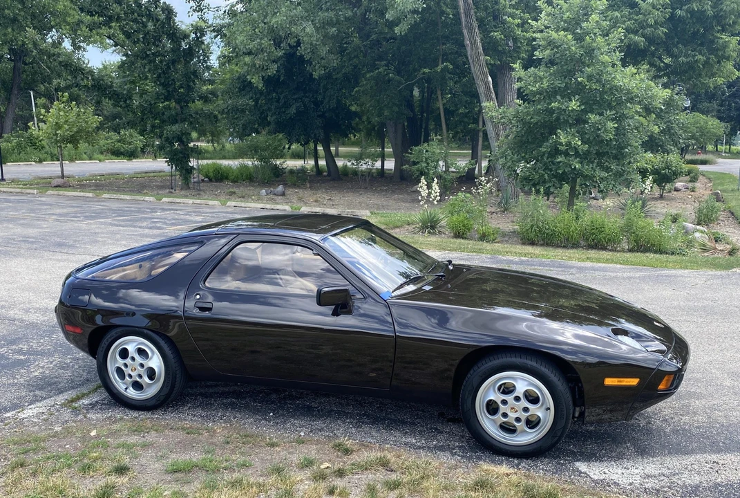 1981 Porsche 928 - Image 26 of 31