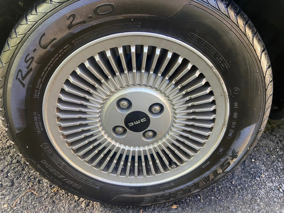 1982 DeLorean DMC-12 - Image 22 of 31
