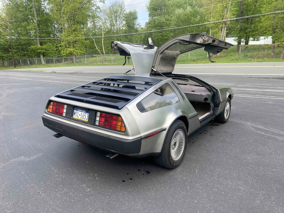 1982 DeLorean DMC-12 - Image 17 of 31