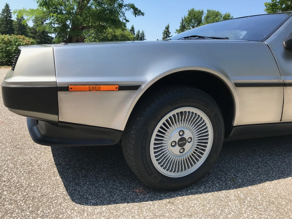 1983 DeLorean DMC-12 - Image 15 of 31
