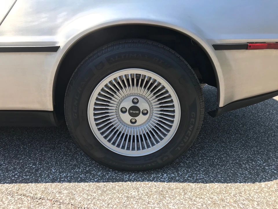 1983 DeLorean DMC-12 - Image 30 of 31
