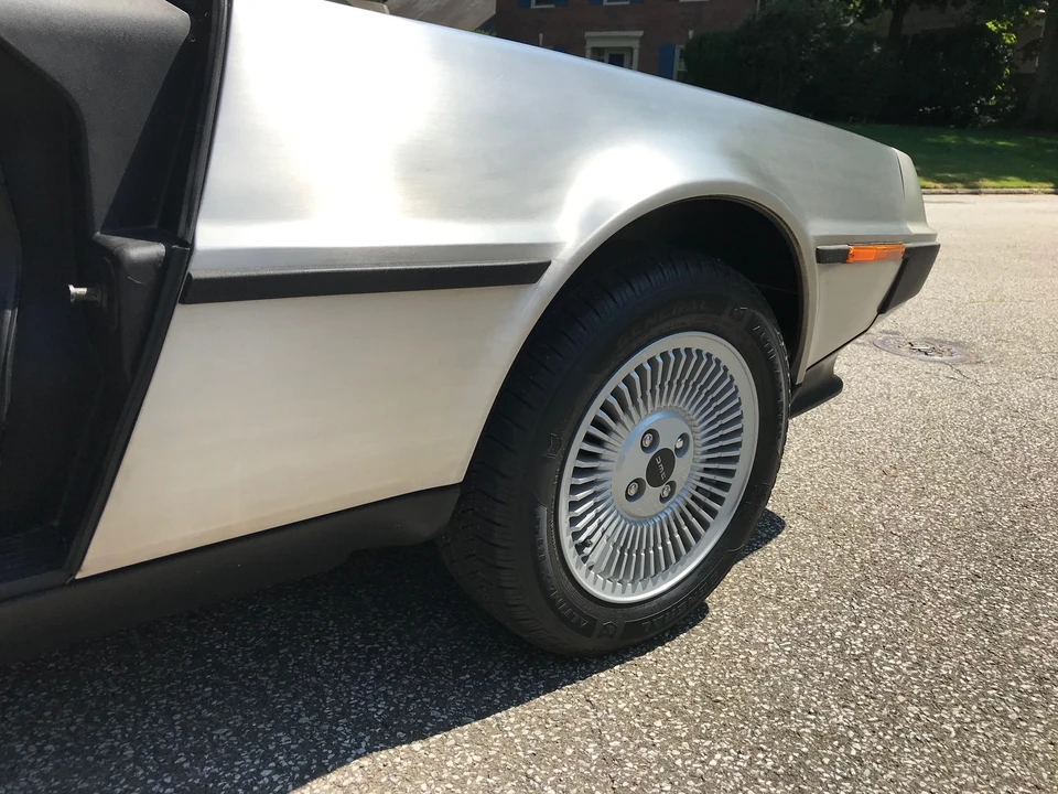 1983 DeLorean DMC-12 - Image 28 of 31