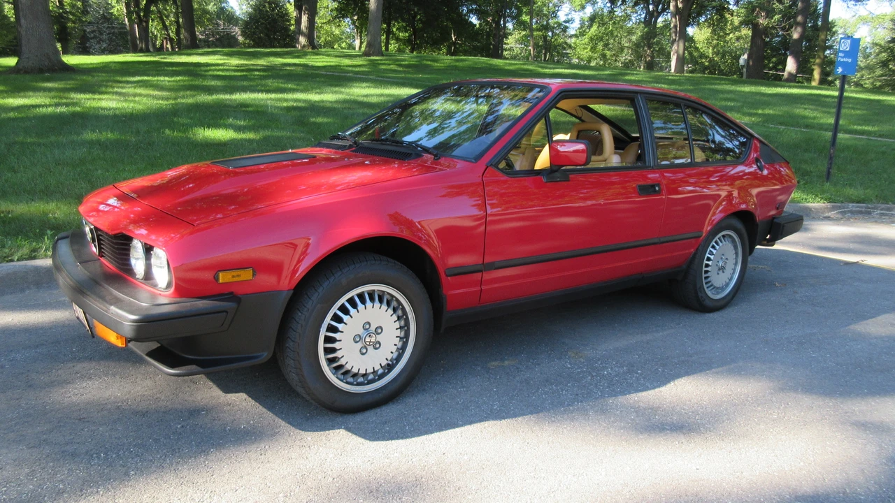 1986 Alfa Romeo Alfetta GT - Image 3 of 31