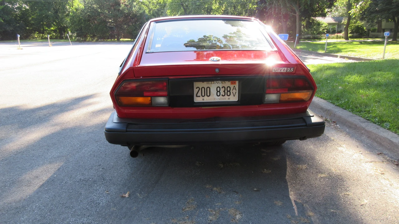 1986 Alfa Romeo Alfetta GT - Image 6 of 31