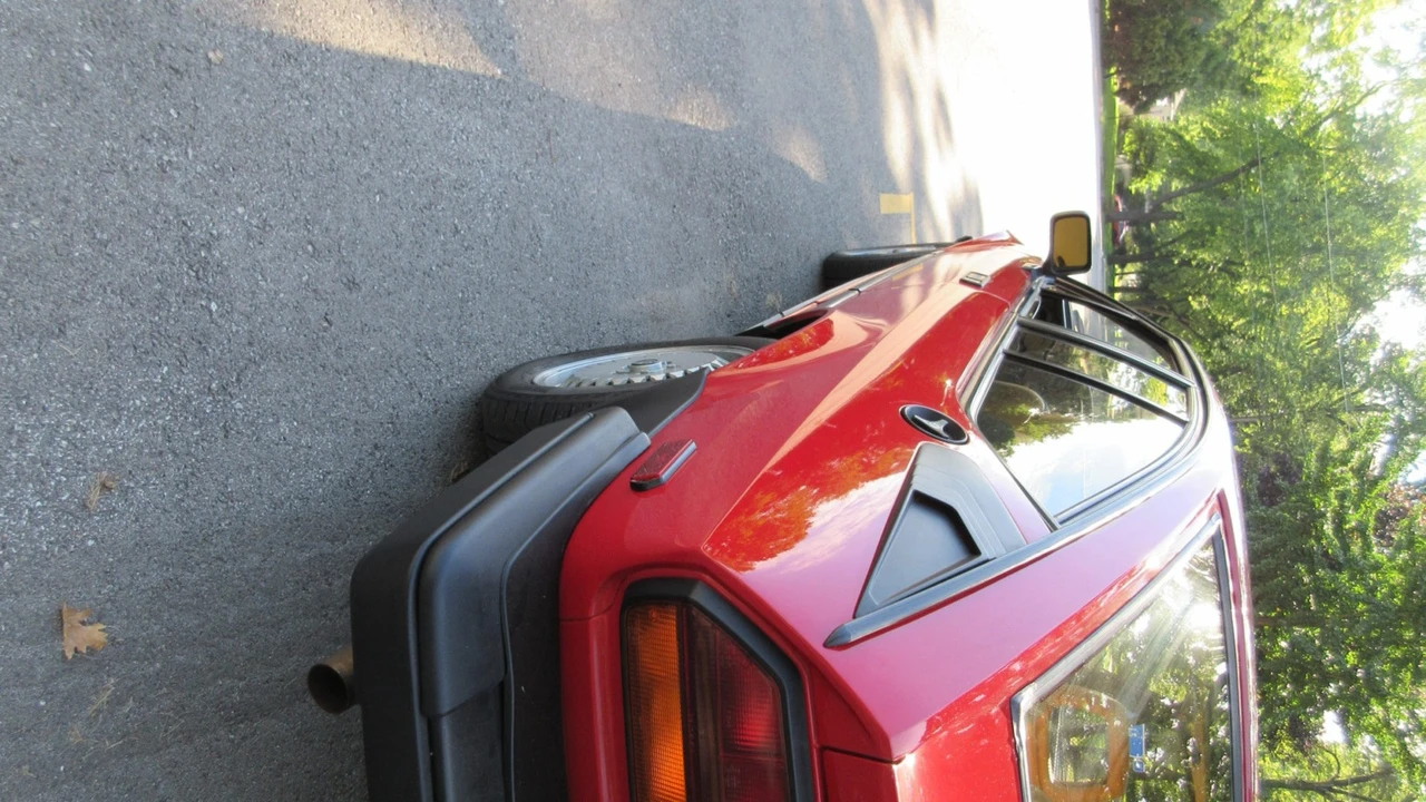 1986 Alfa Romeo Alfetta GT - Image 17 of 31