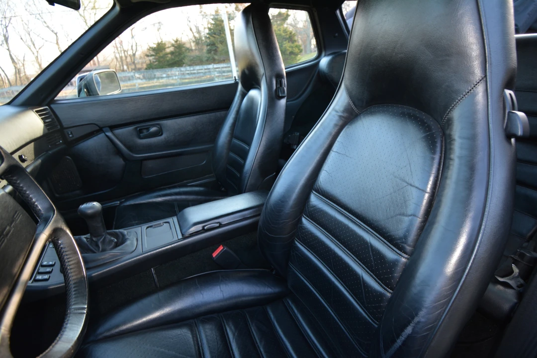 1986 Porsche 944 Turbo - Image 23 of 31