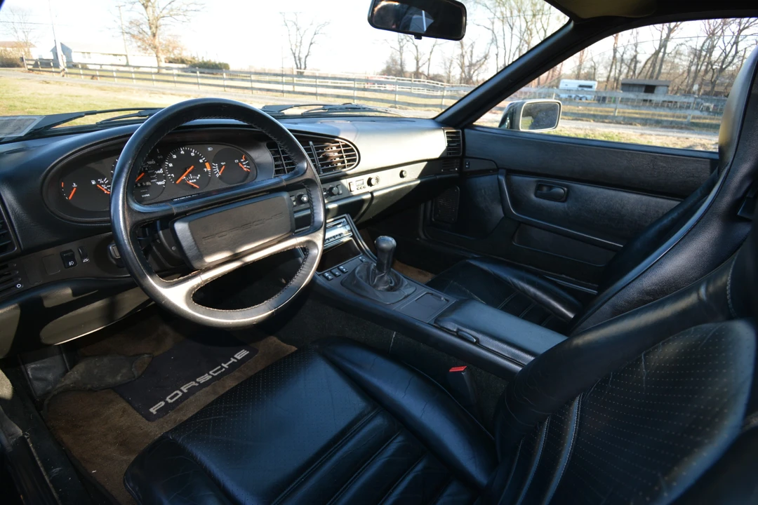 1986 Porsche 944 Turbo - Image 17 of 31