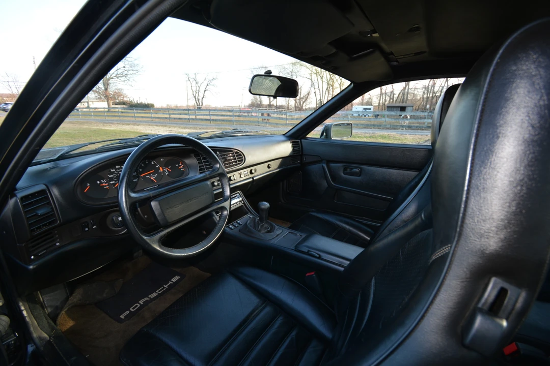 1986 Porsche 944 Turbo - Image 18 of 31