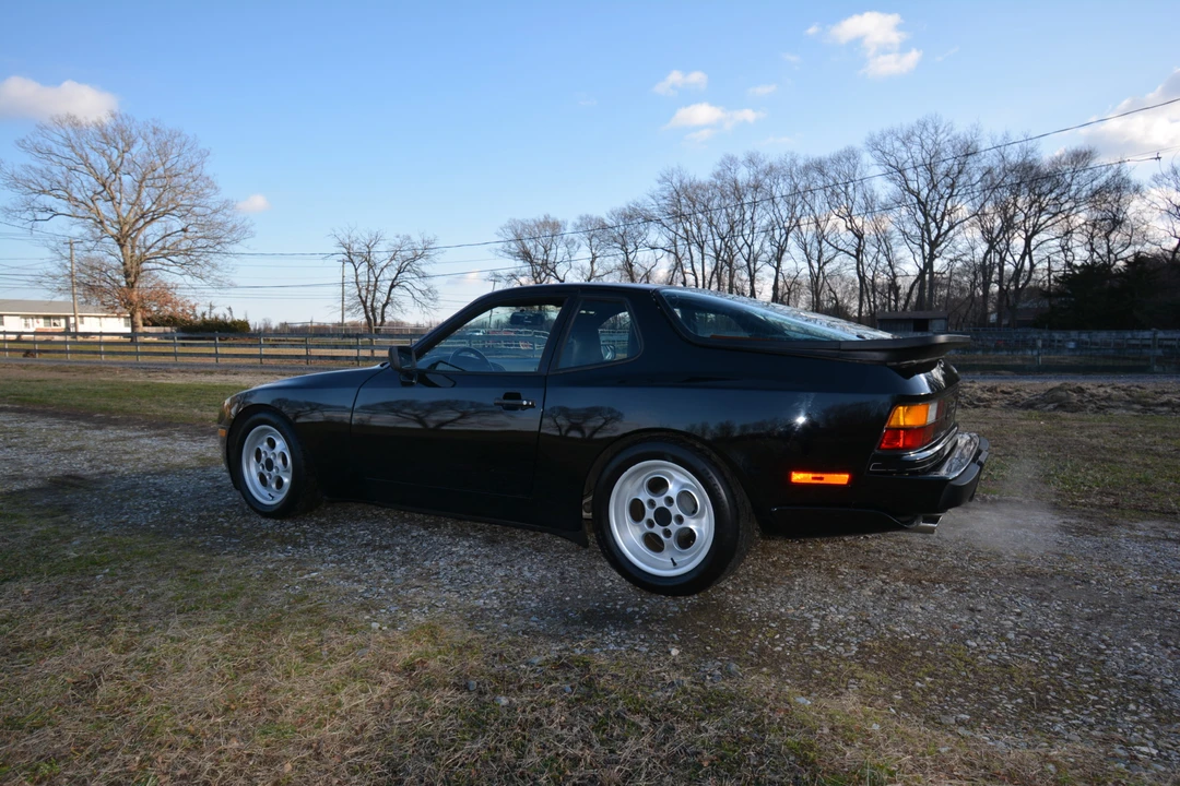 1986 Porsche 944 Turbo - Image 7 of 31