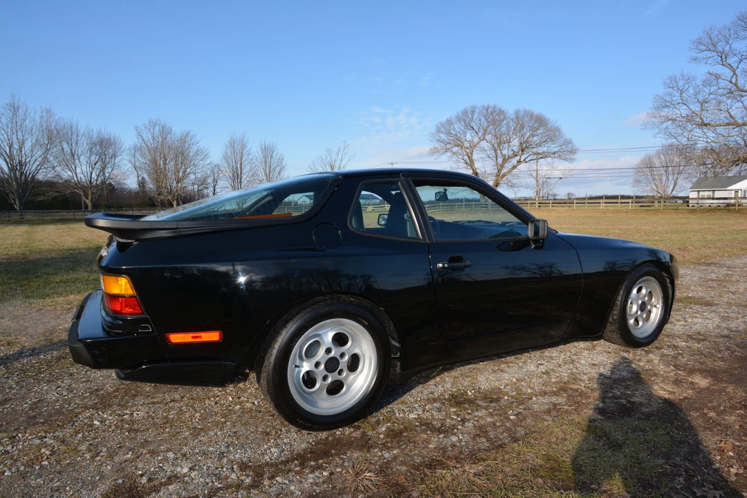 1986 Porsche 944 Turbo - Image 4 of 31
