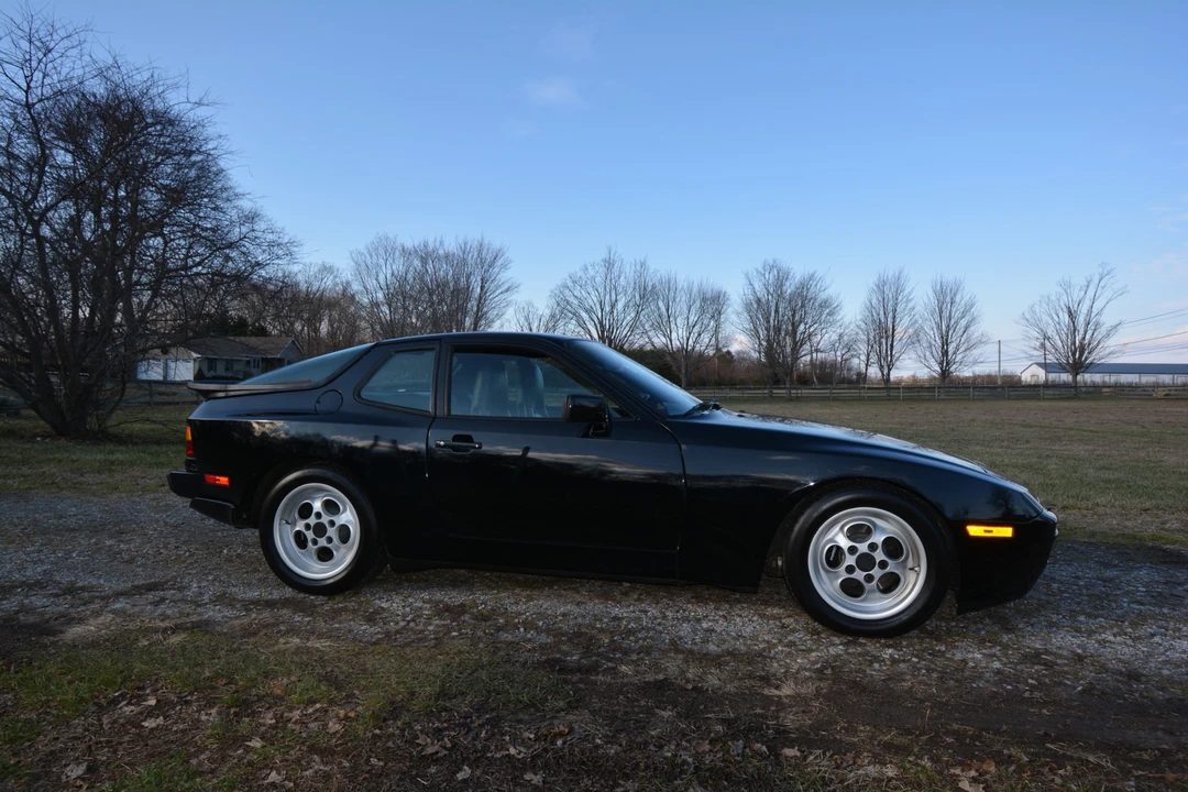 1986 Porsche 944 Turbo - Image 3 of 31