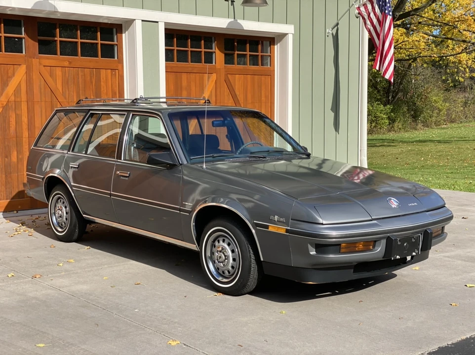 1987 Buick - Image 2 of 31