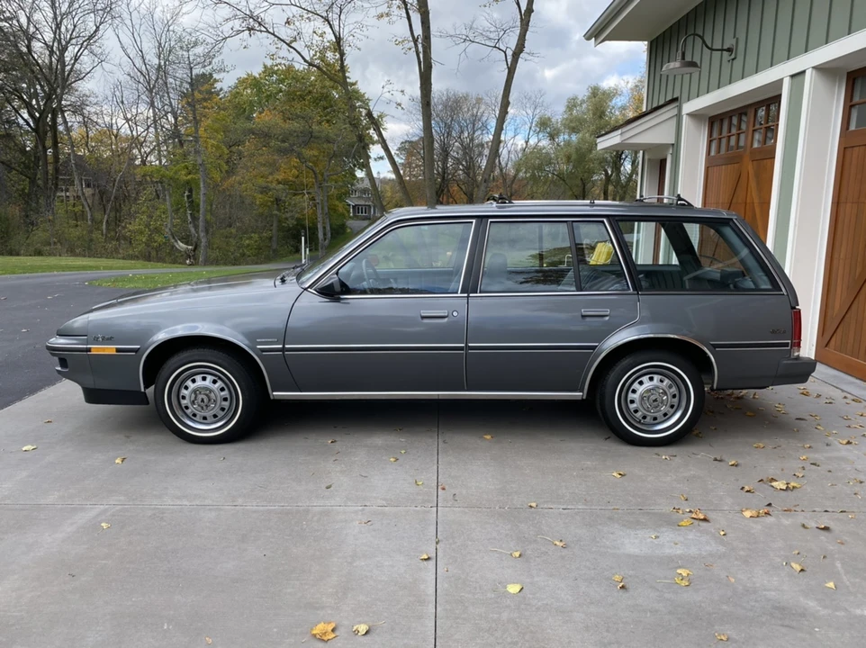 1987 Buick - Image 12 of 31