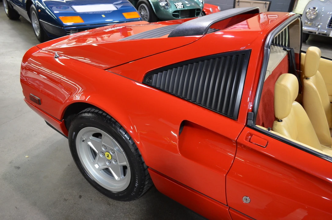 1987 Ferrari 328 GTS - Image 17 of 31