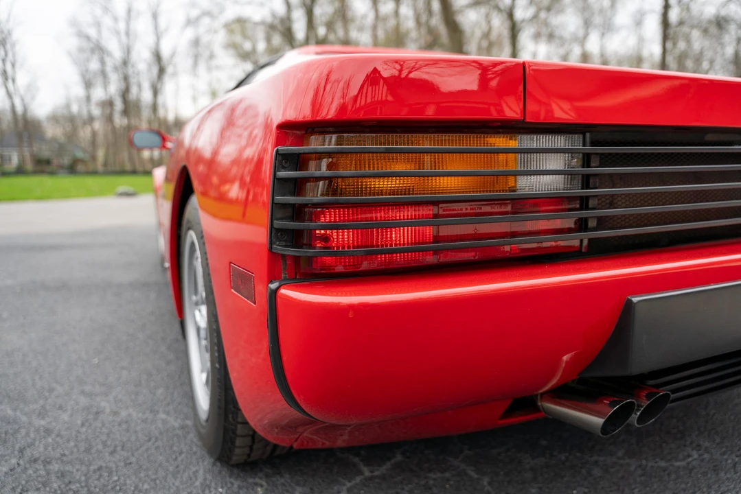 1987 Ferrari Testarossa - Image 26 of 31