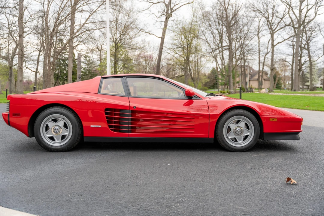 1987 Ferrari Testarossa - Image 12 of 31