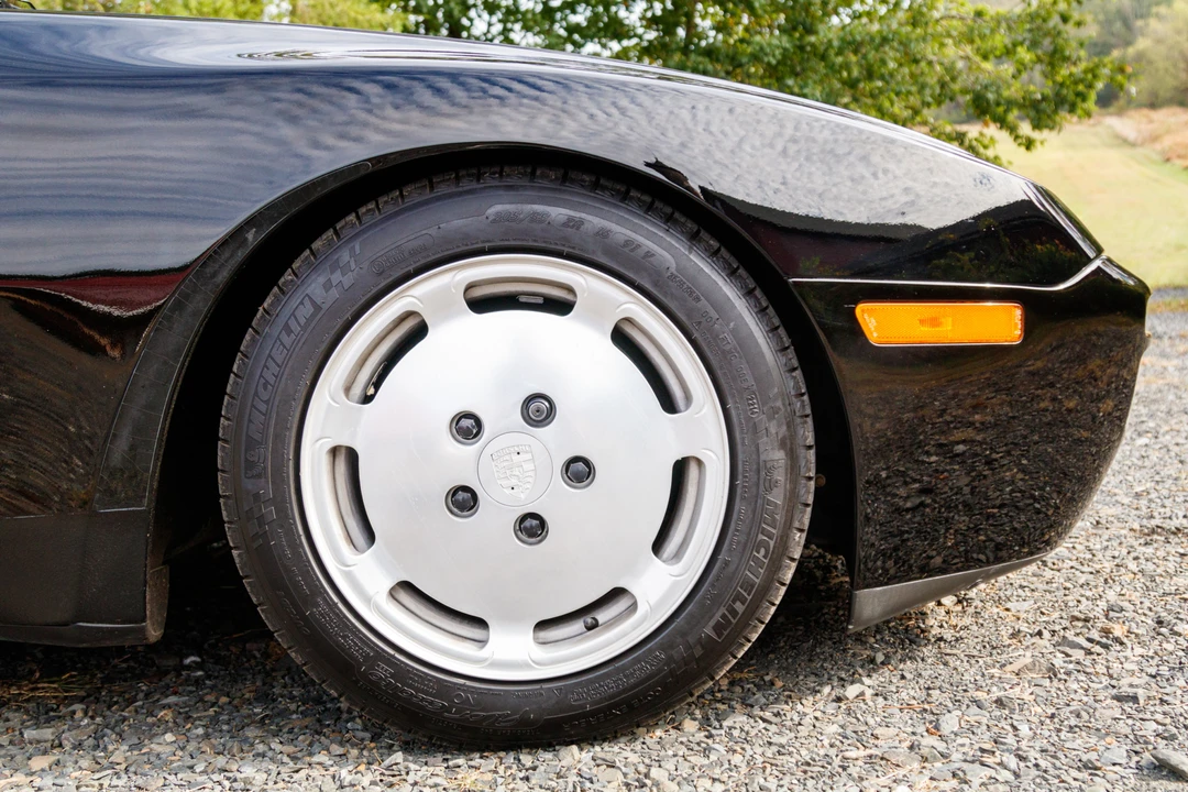 1987 Porsche 944 Turbo - Image 26 of 31