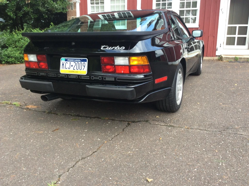 1987 Porsche 944 Turbo - Image 25 of 31