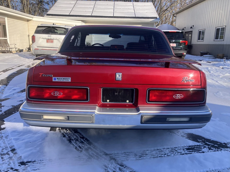 1988 Buick Riviera 4th-7th Gen - Image 6 of 31