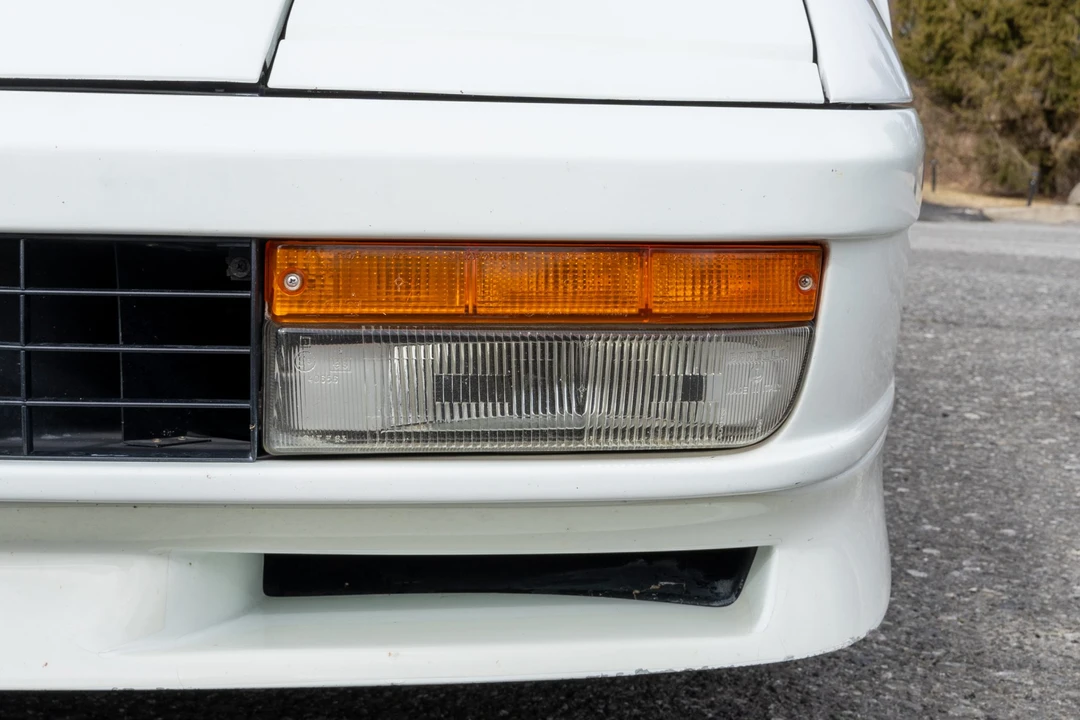 1988 Ferrari Testarossa - Image 20 of 31