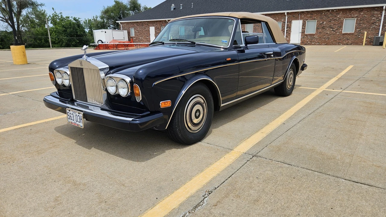 1988 Rolls-Royce Corniche Series II - Image 4 of 31