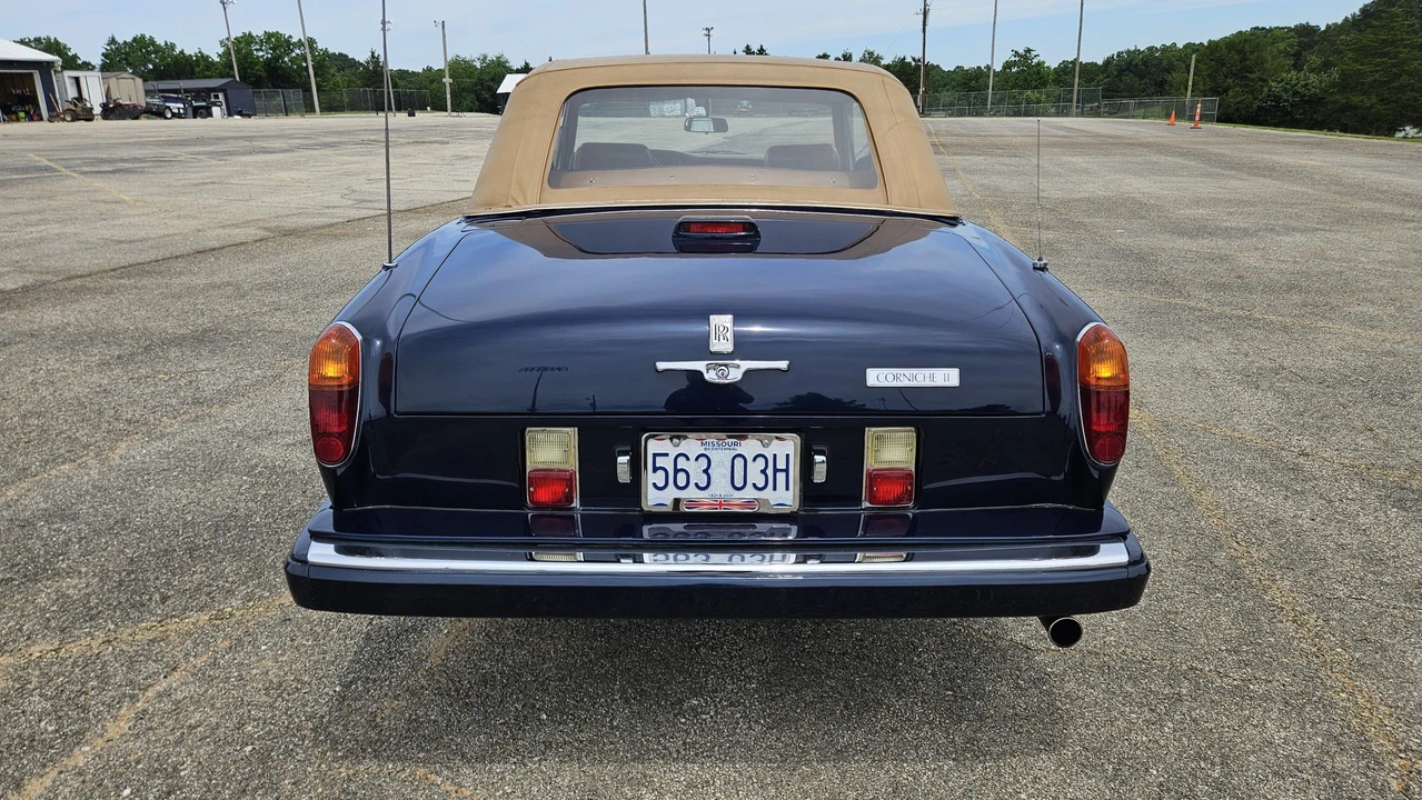 1988 Rolls-Royce Corniche Series II - Image 10 of 31