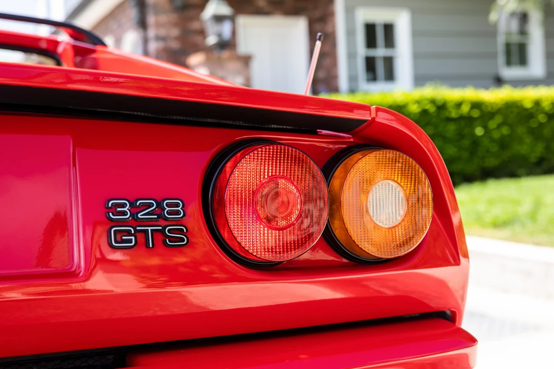 1989 Ferrari 328 GTS - Image 26 of 31